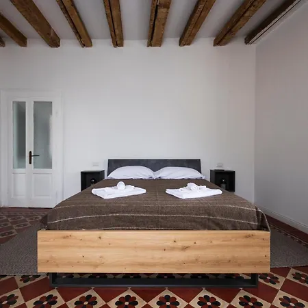 Traditional Italian House - Apartamento *